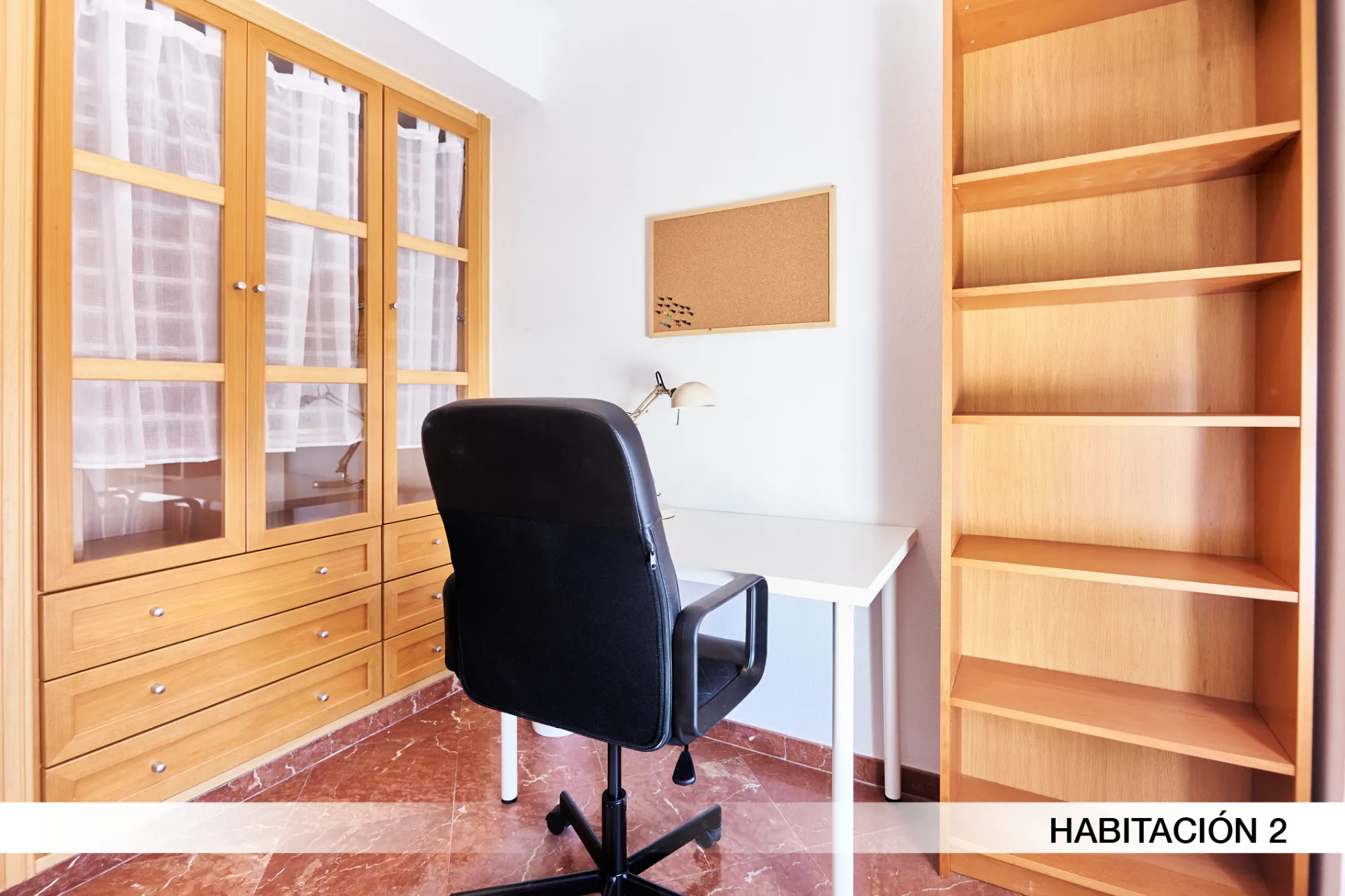 Private room in Seville photo 4