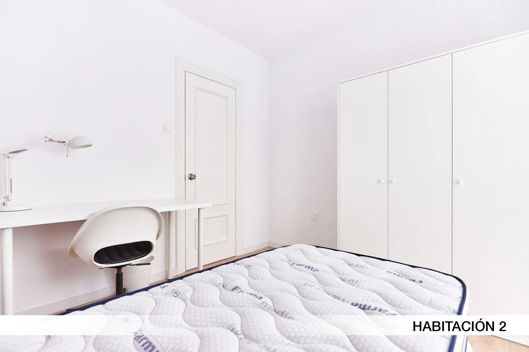 Private room in Seville photo 3