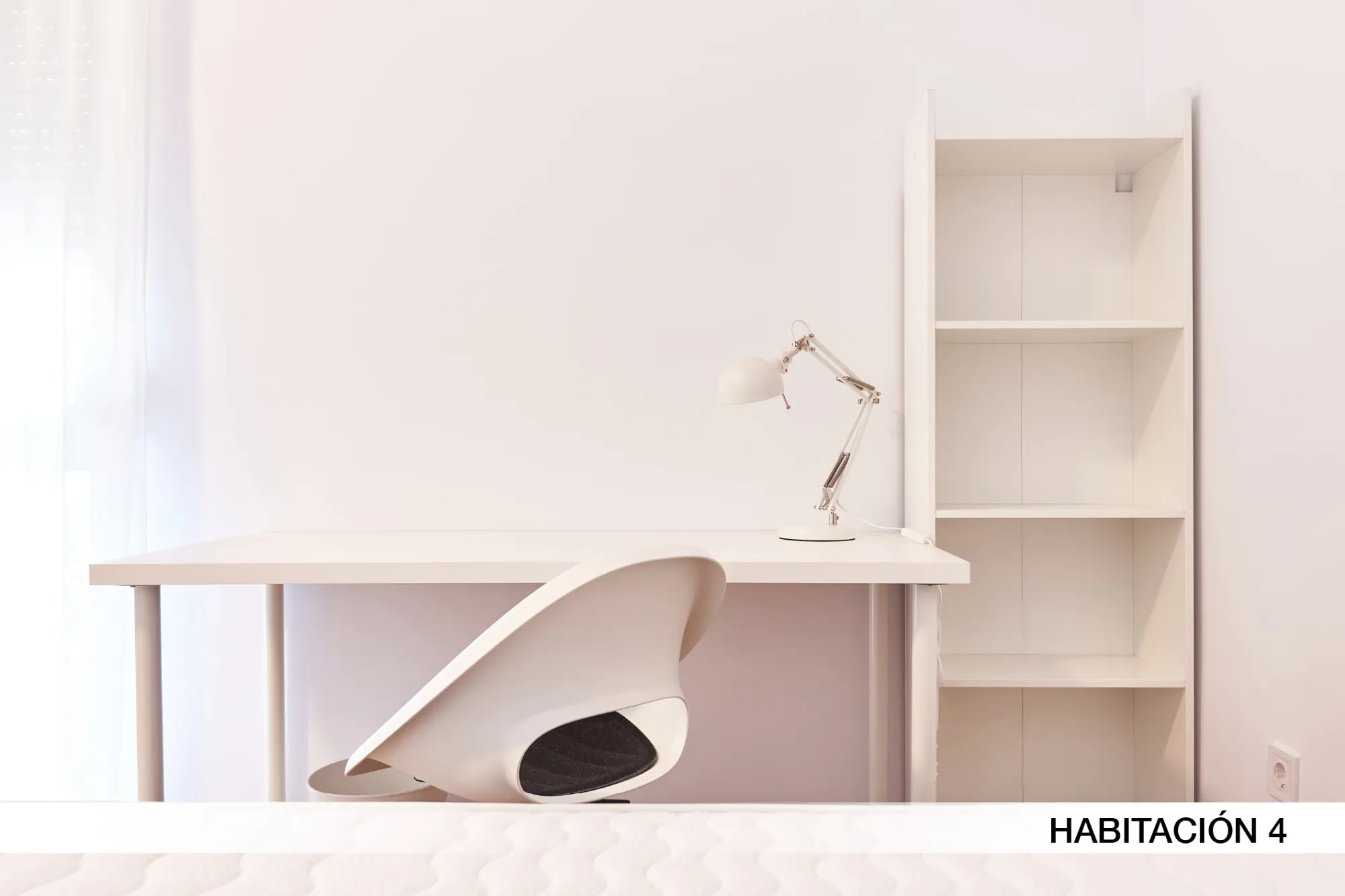 Private room in Seville photo 4