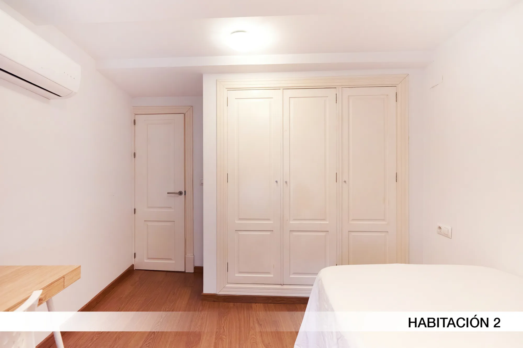 Private room in Seville photo 2