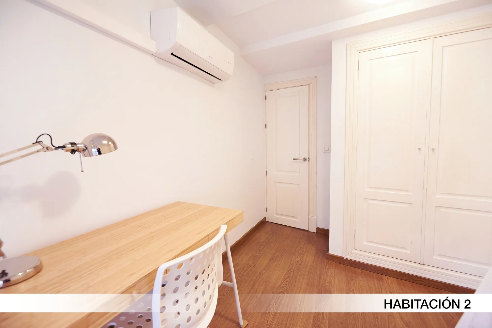 Private room in Seville photo 3