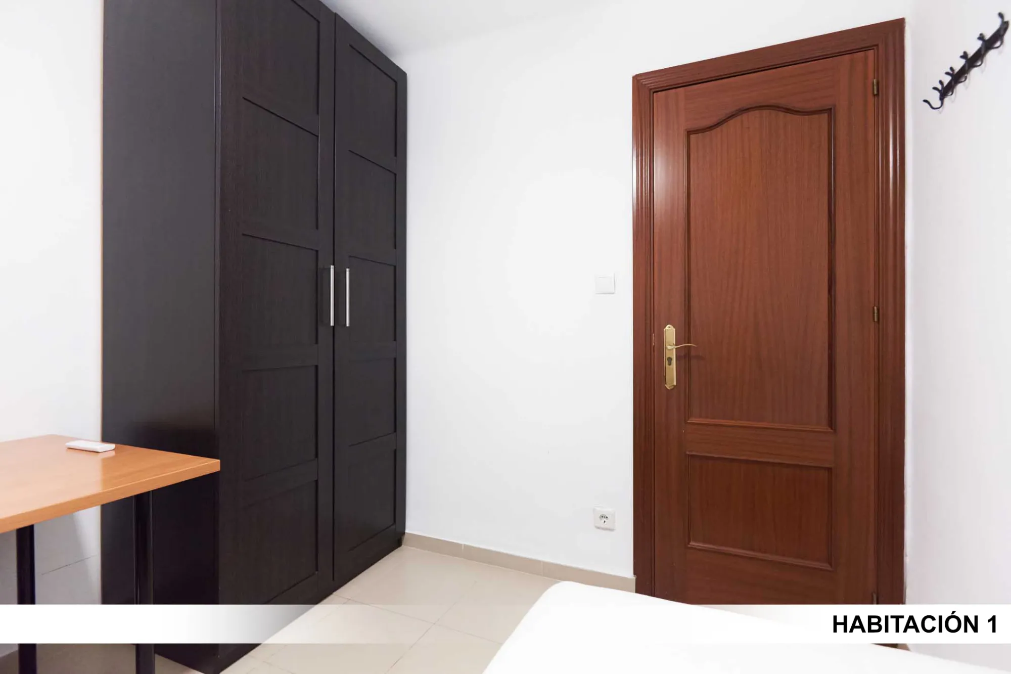 Private room in Seville photo 4