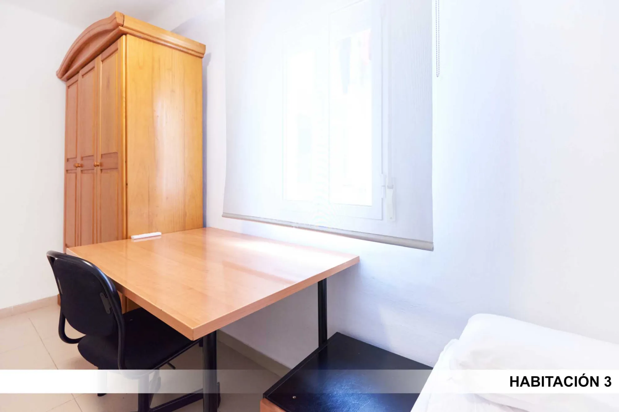 Private room in Seville photo 4