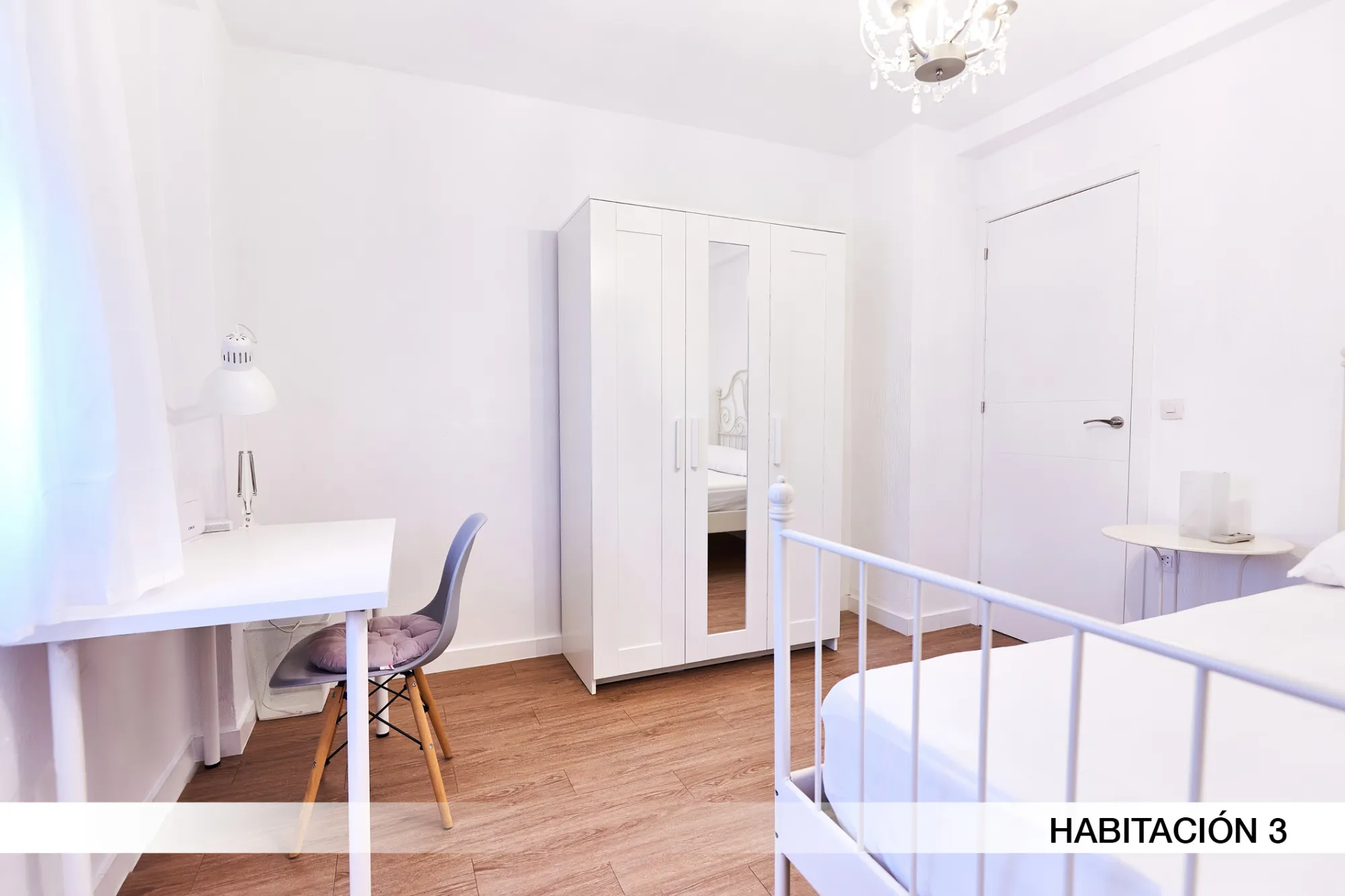 Private room in Seville photo 3