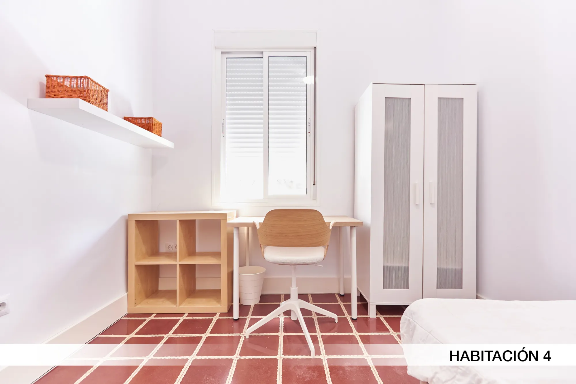 Private room in Seville photo 4