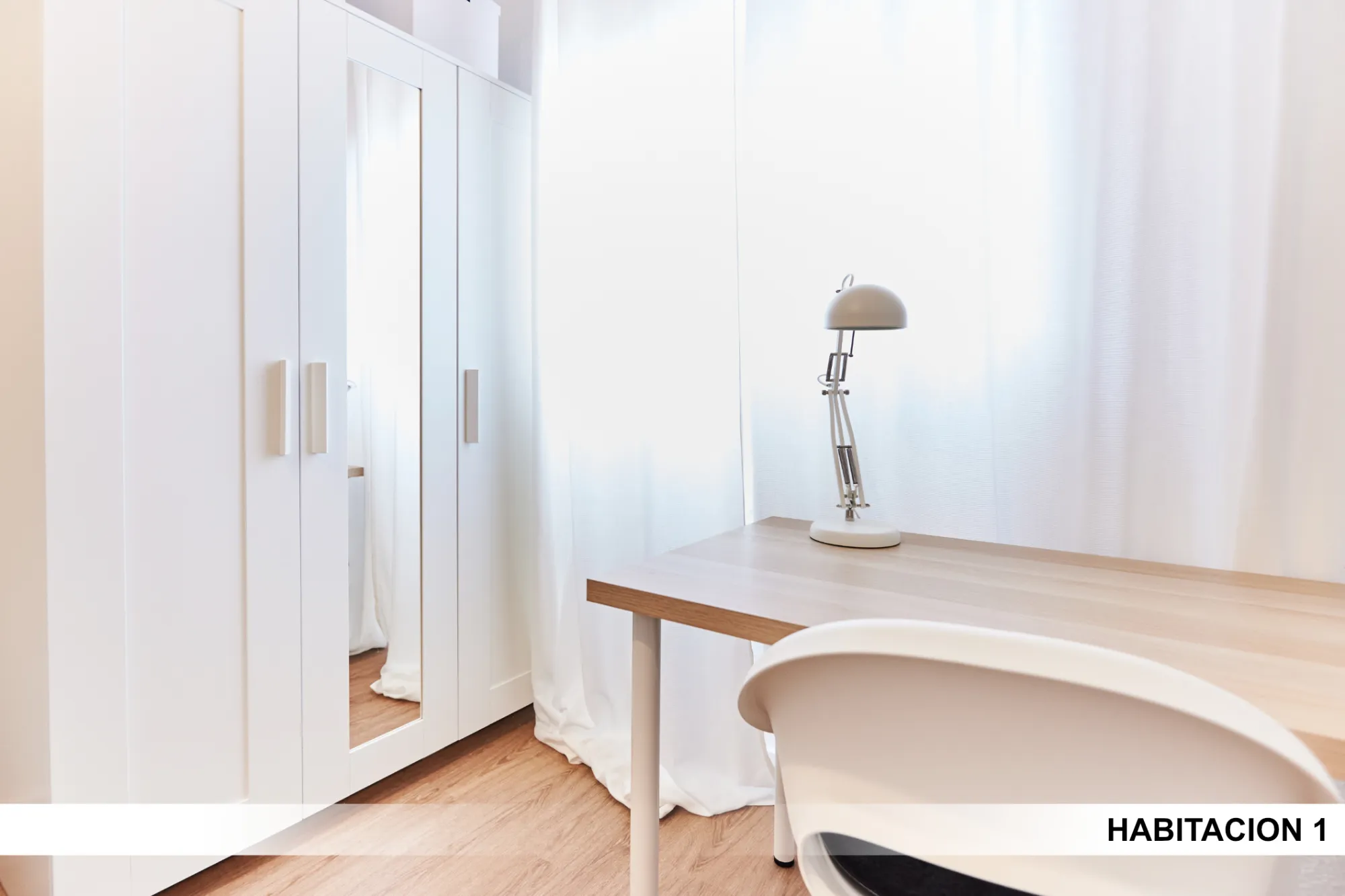 Private room in Seville photo 2