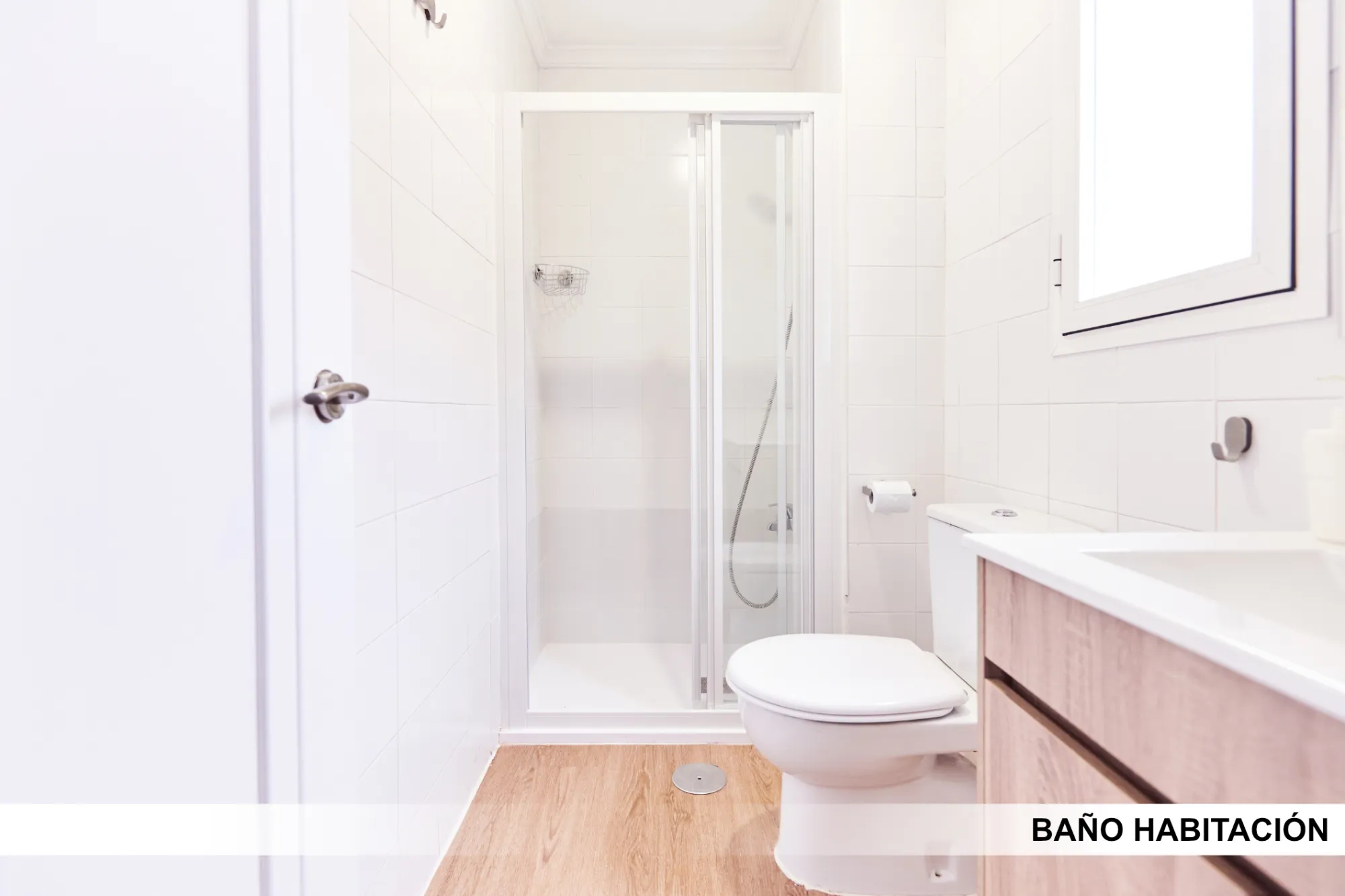 Private room in Seville photo 4