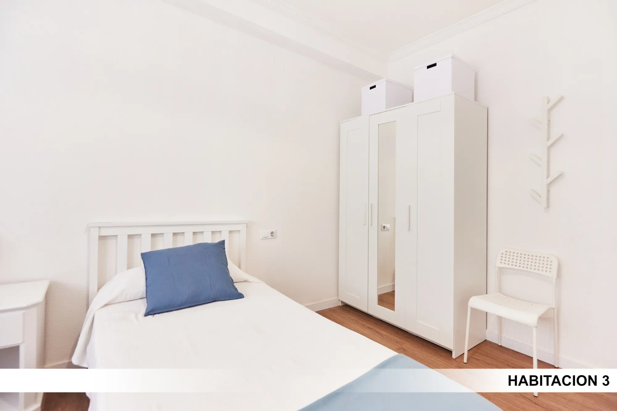 Private room in Seville photo 3