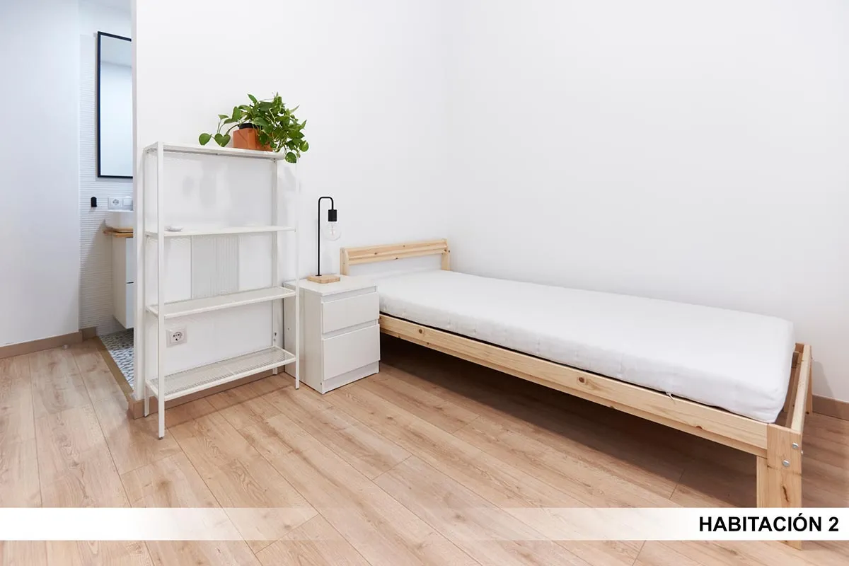 Private room in Seville photo 3