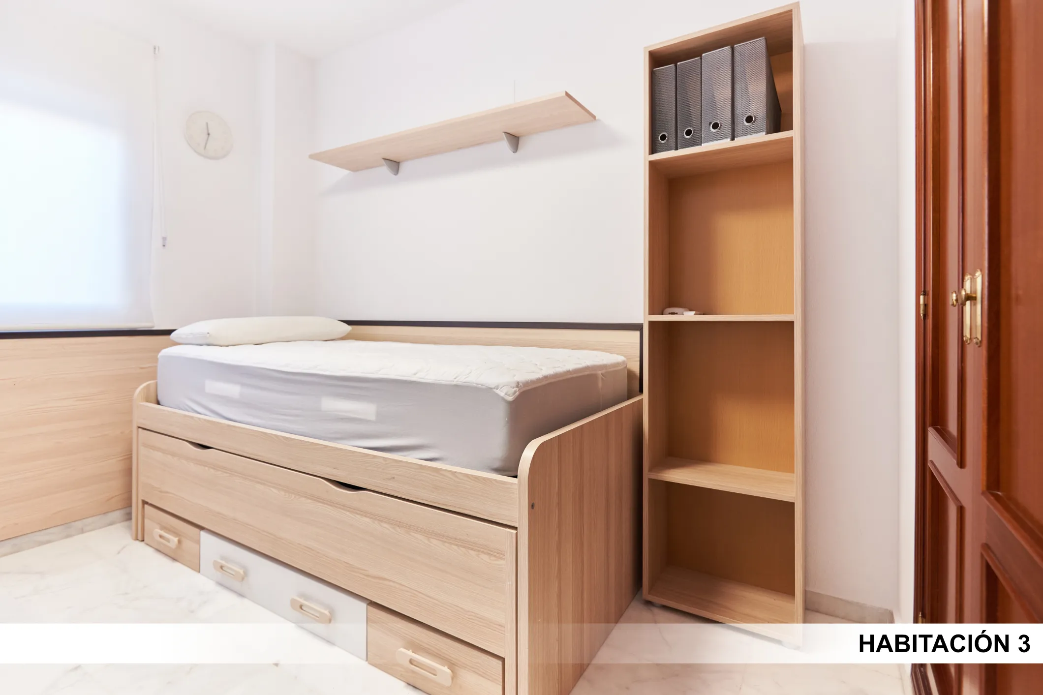 Private room in Seville photo 2