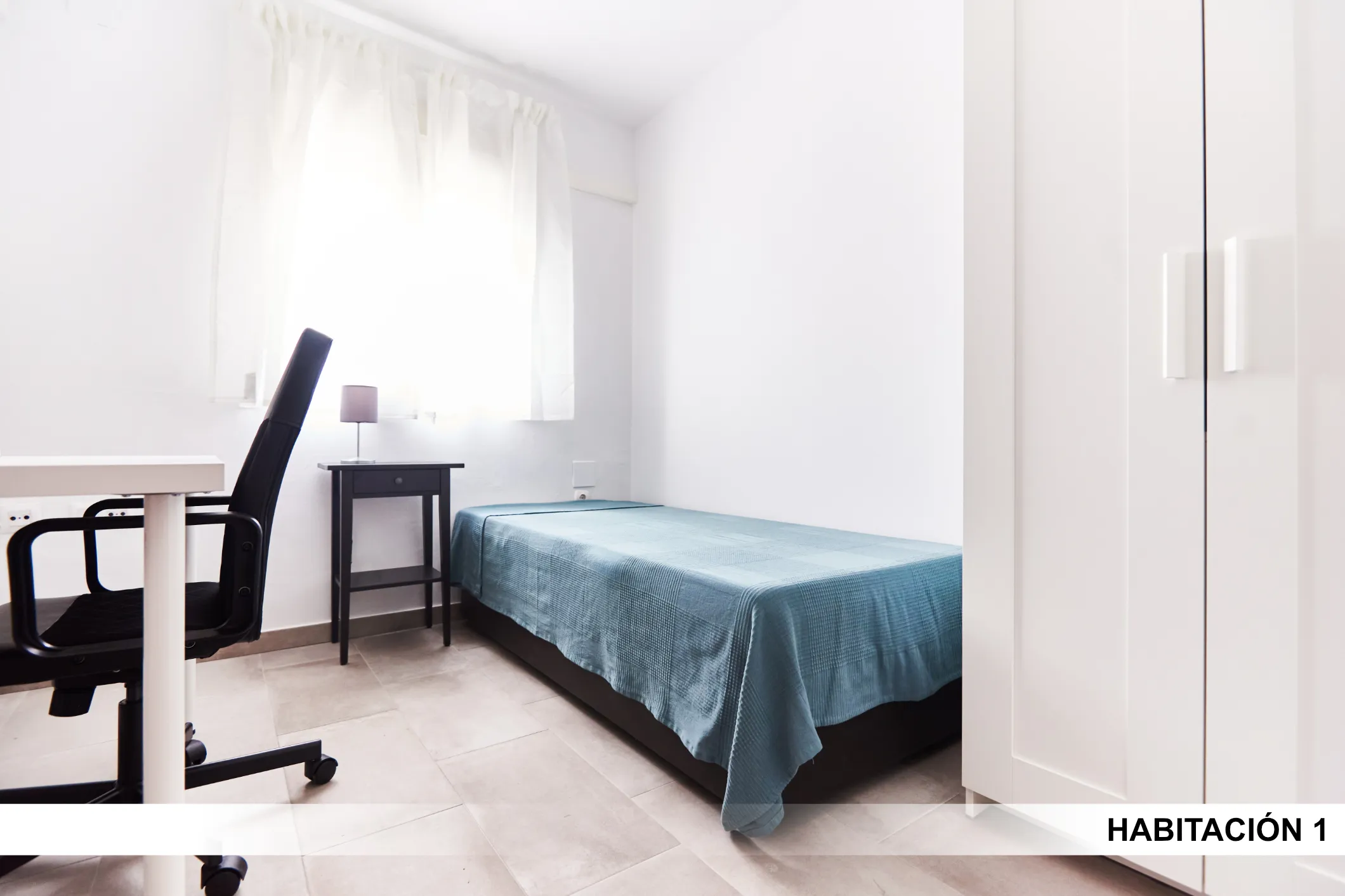 Private room in Seville photo 2