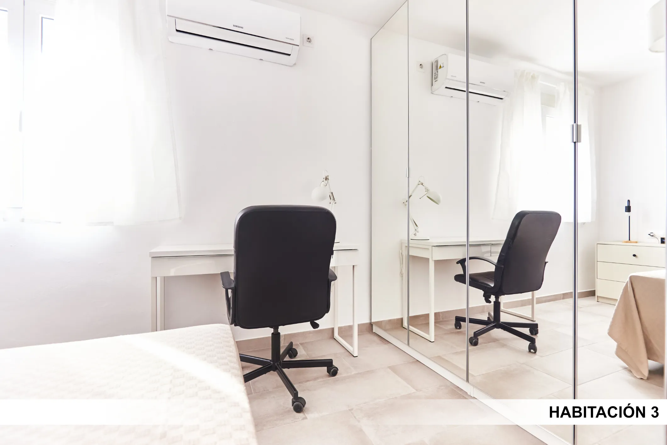 Private room in Seville photo 2