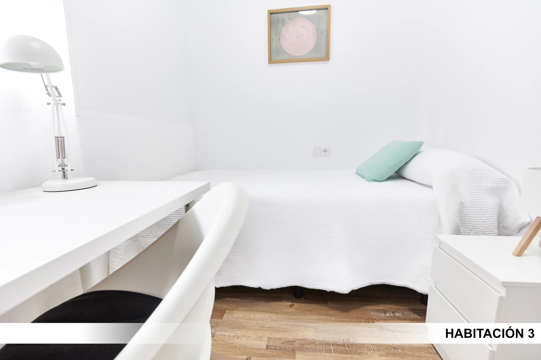 Private room in Seville photo 2
