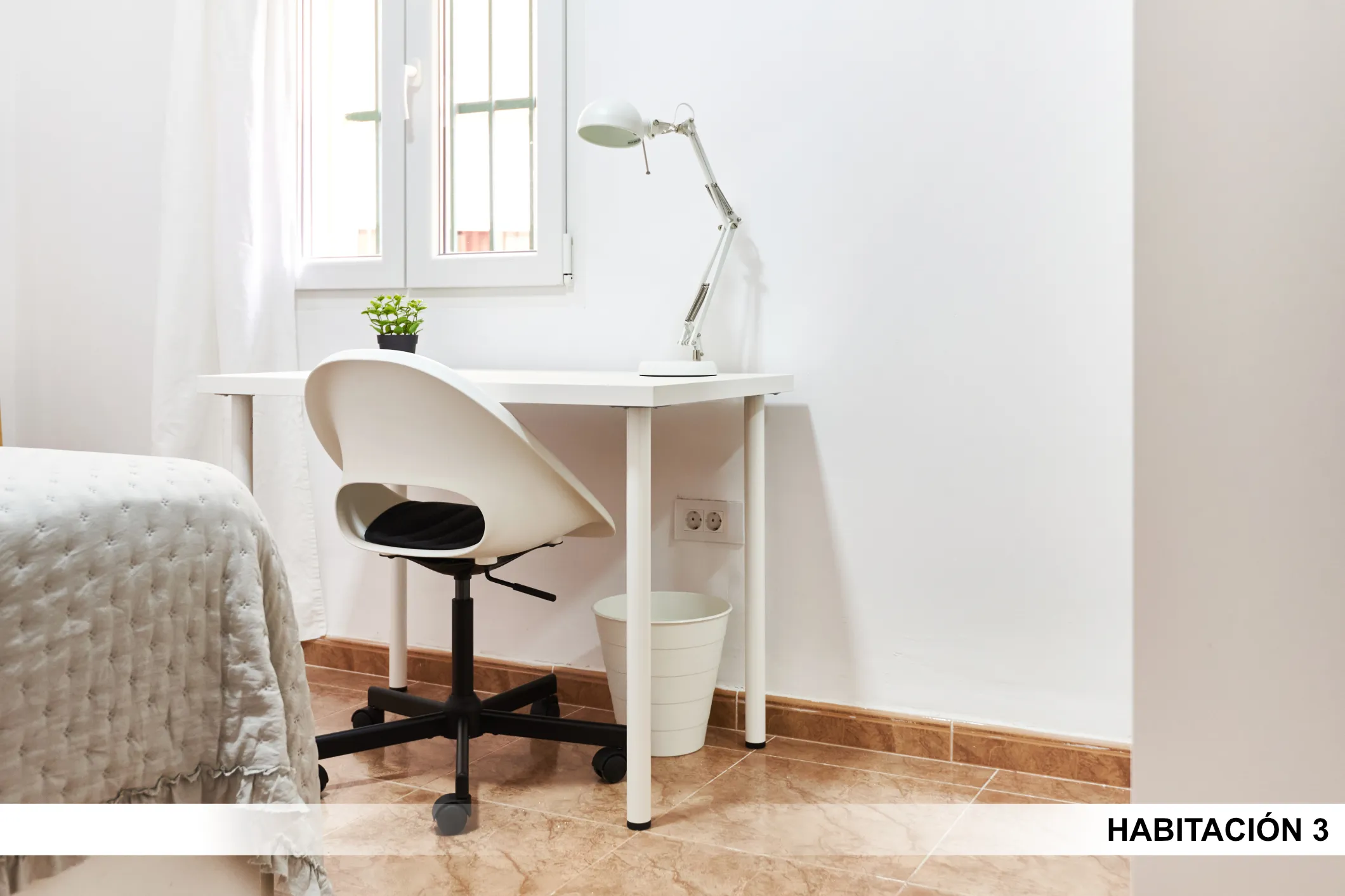 Private room in Seville photo 2