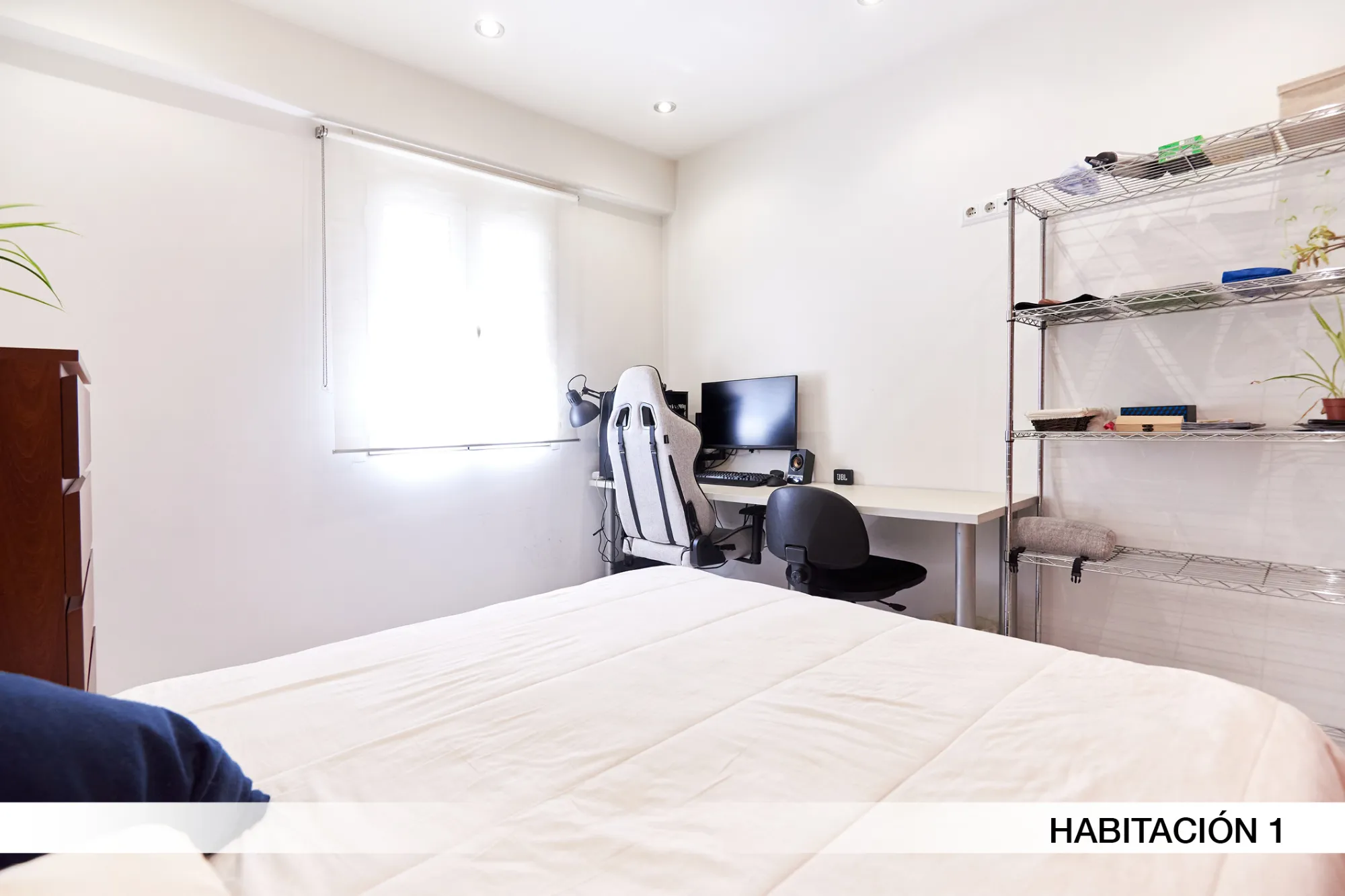 Private room in Seville photo 5