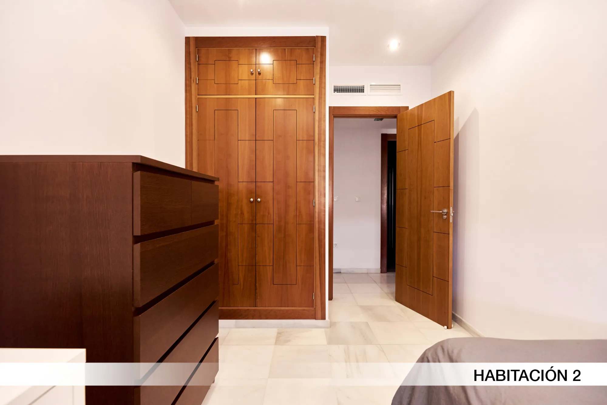 Private room in Seville photo 3