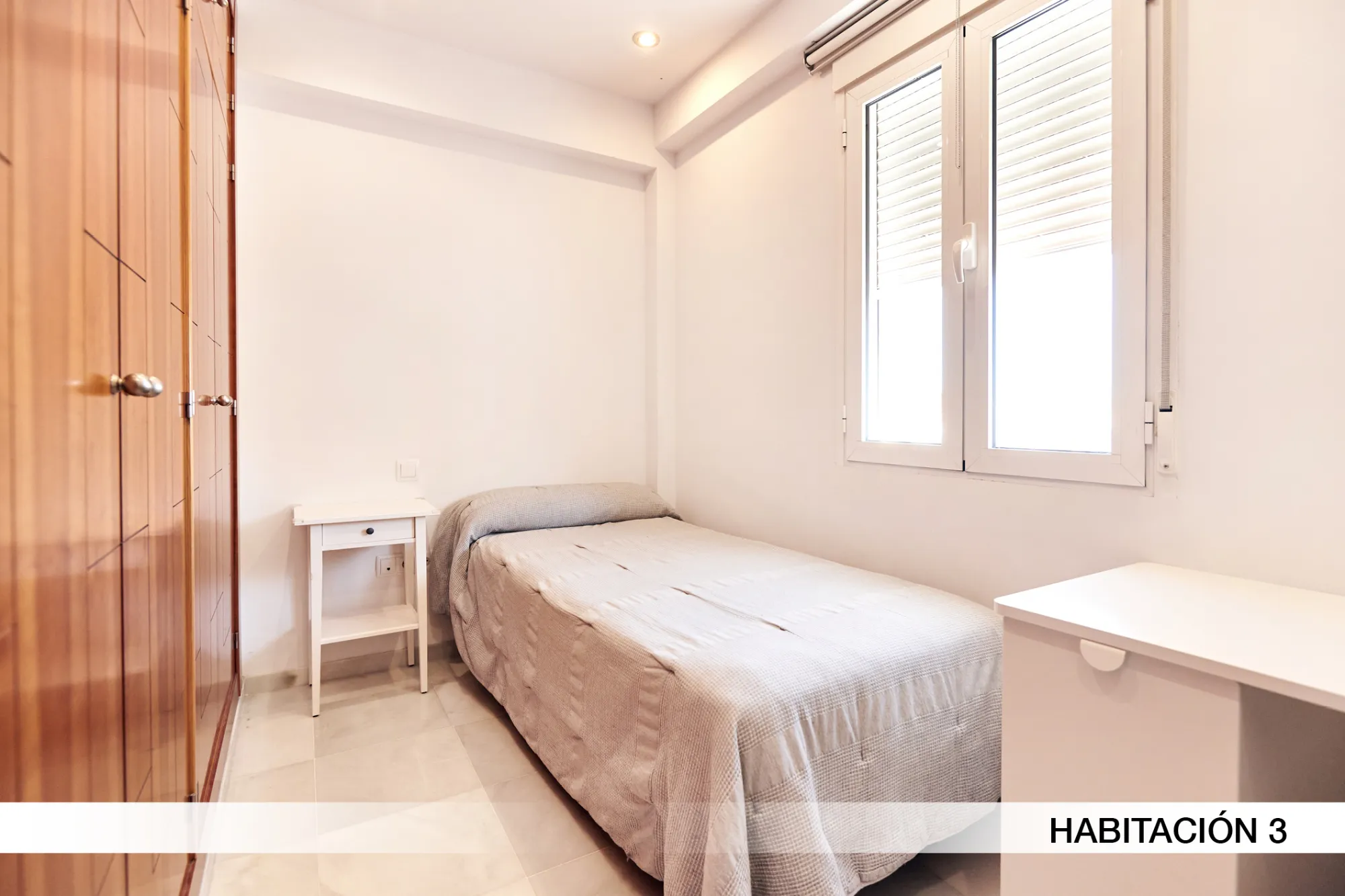 Private room in Seville photo 2