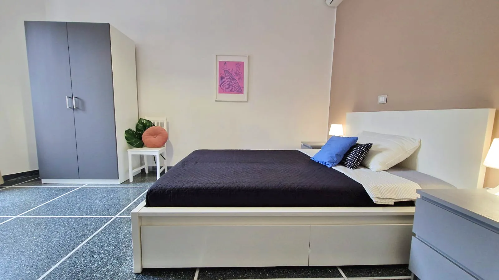 Stanza privata a Bologna