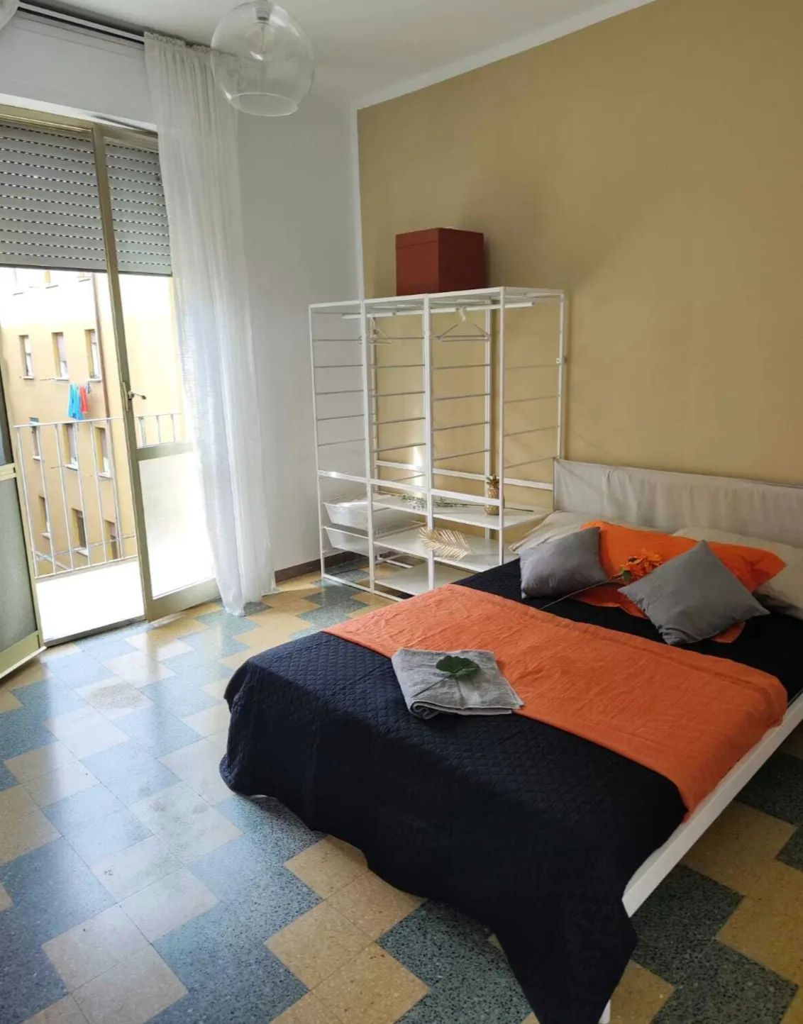 Stanza privata a Bologna