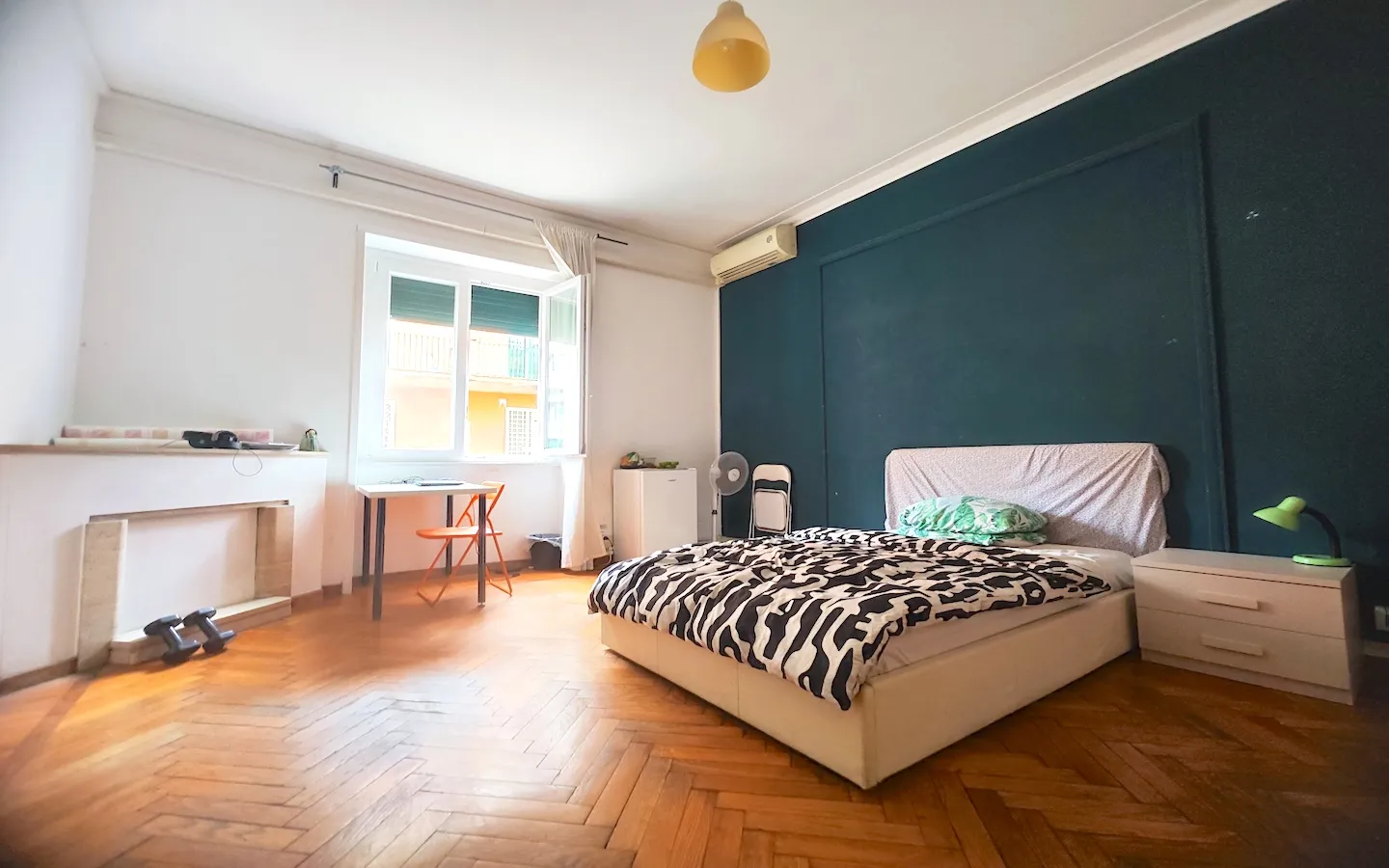 Room 2