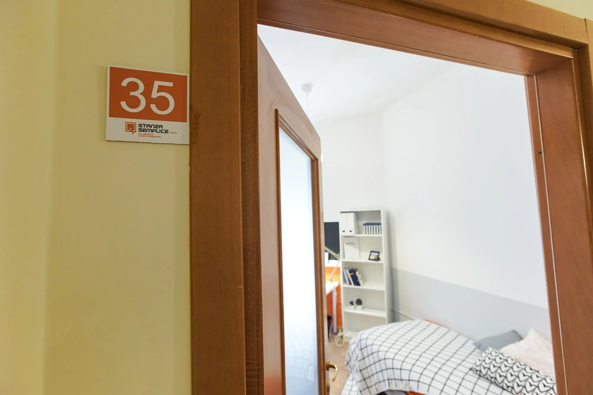 Private room in Naples