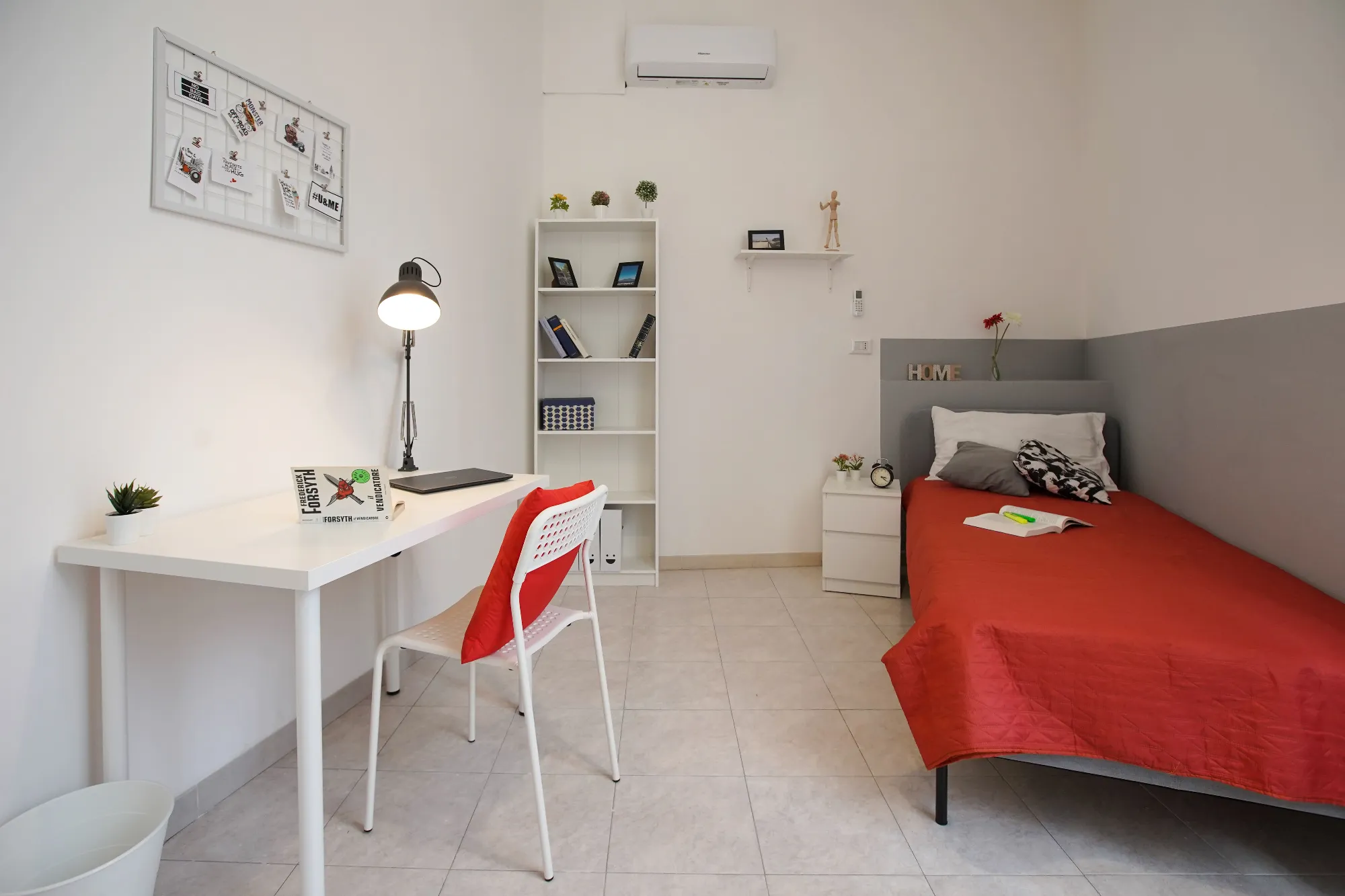Stanza privata a Naples