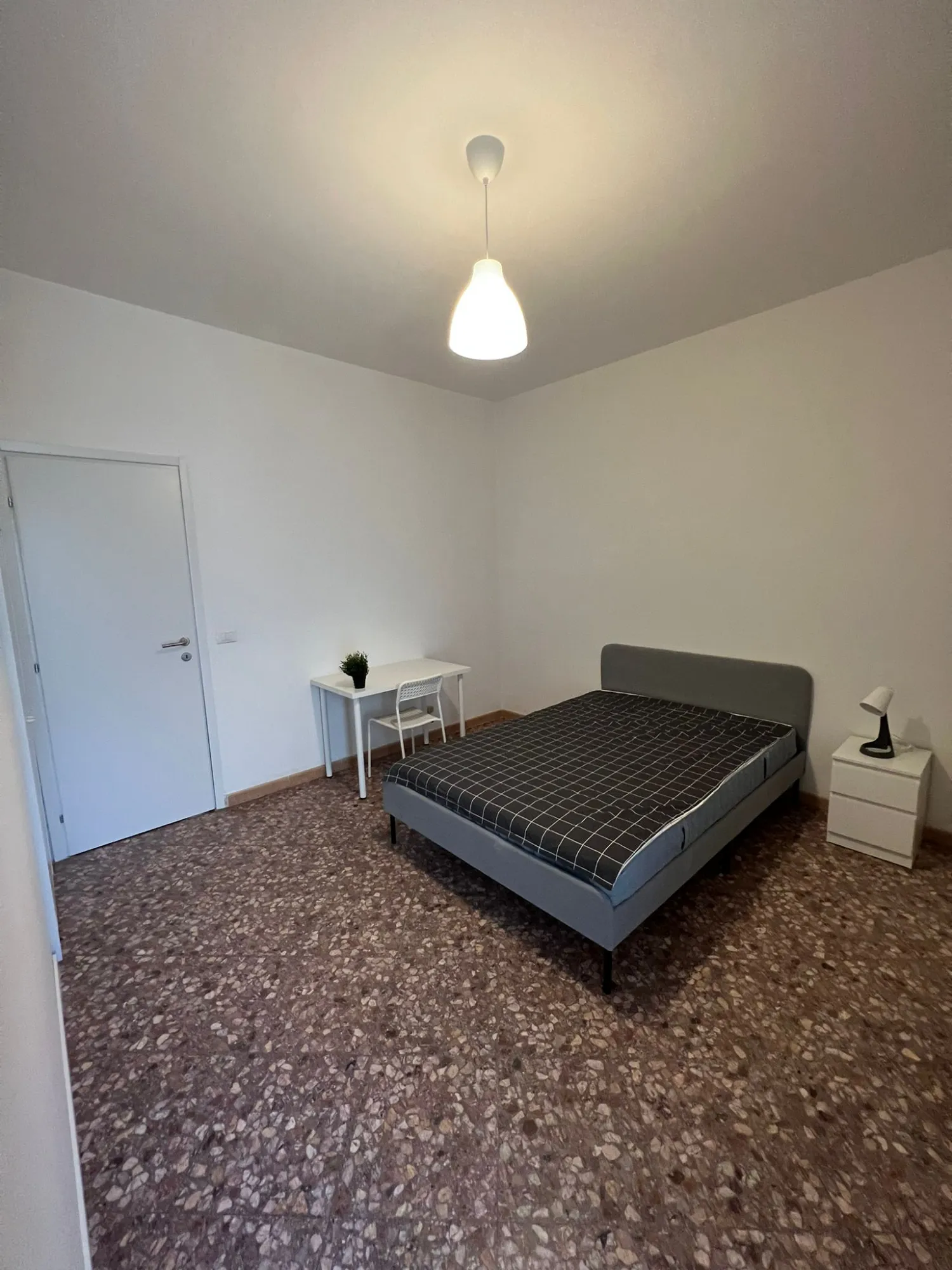 Stanza privata a Bari