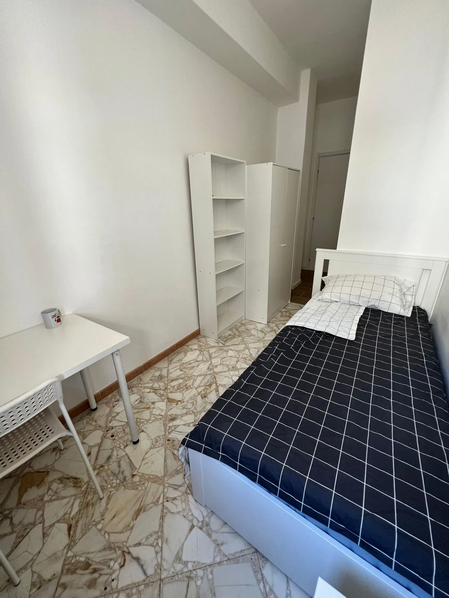 Room 28