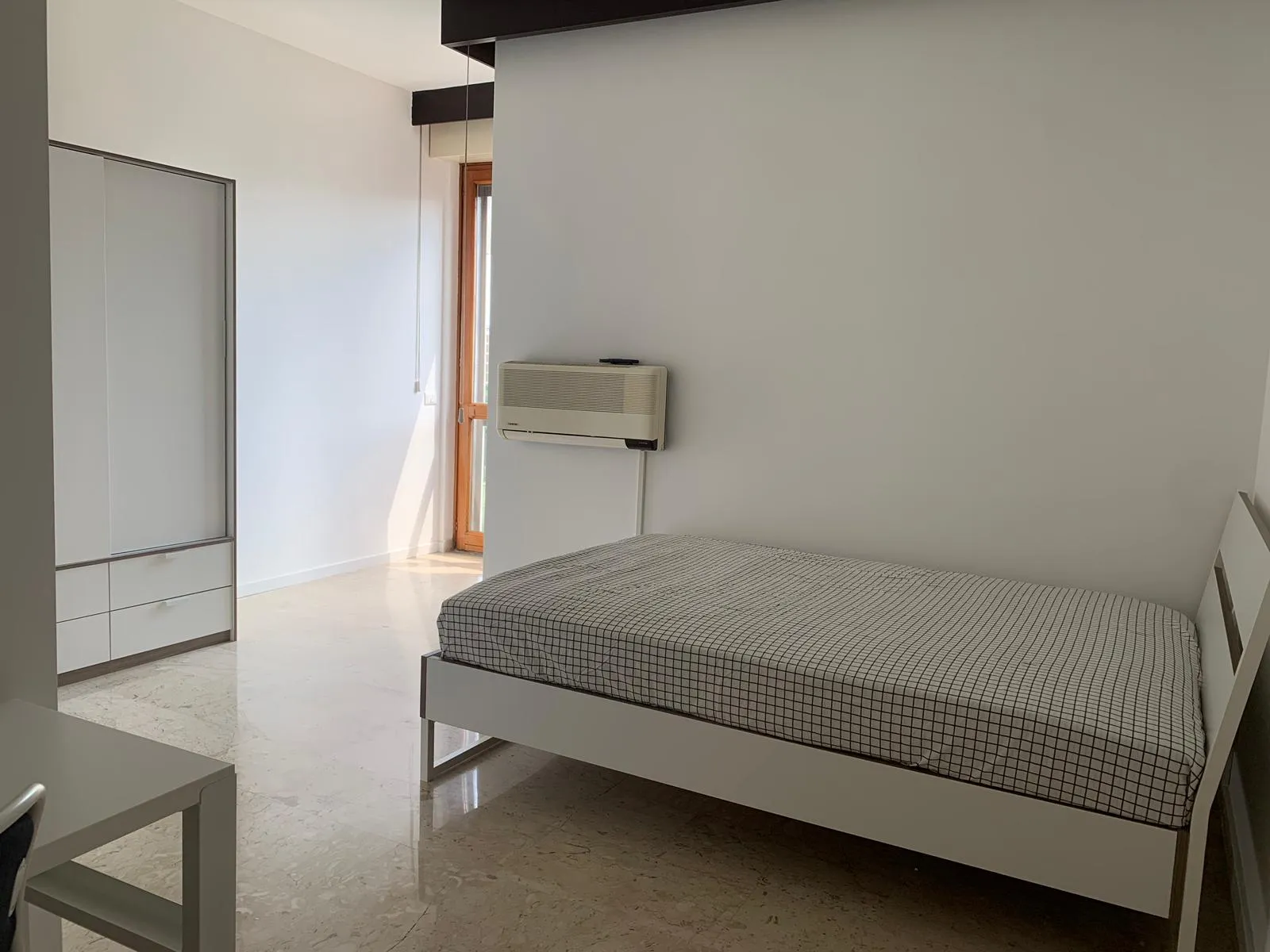 Private room in Milan photo 2