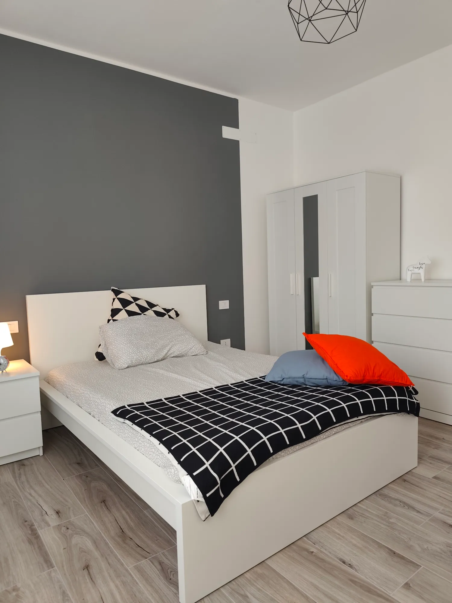 Private room in Ponte san nicolò